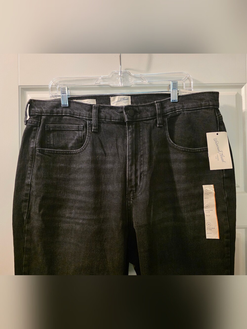 Womens High-Rise Flared Jeans In Black Size 16R - Picture 2 of 4